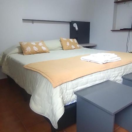 Hospedaje Vacacional Parque Lineal San Salvador de Jujuy Exteriör bild